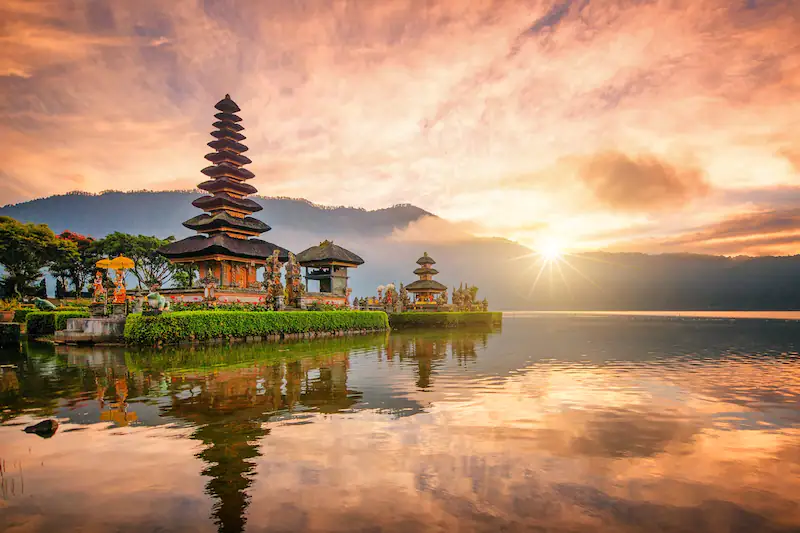 Ekowisata Berbasis Masyarakat di Bali: Pelestarian Alam dan Kesejahteraan Lokal